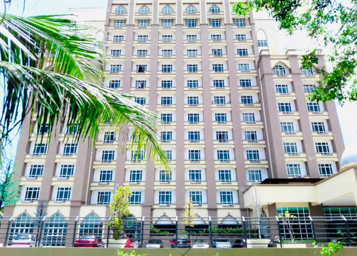 Royal Ville Studio Kota Bharu Exterior photo